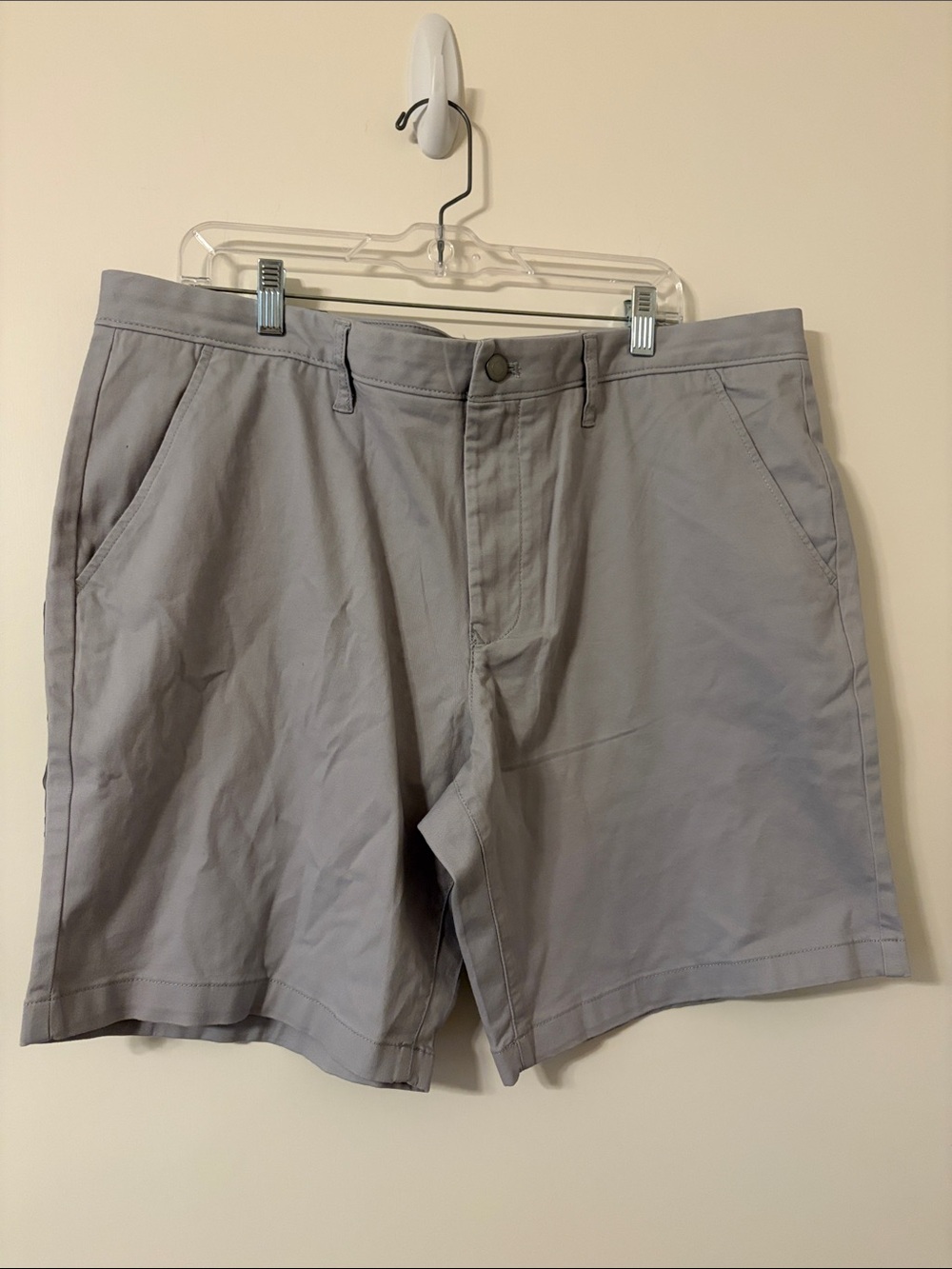 Members Mark Men's Flat Front Light Gray Chino Shorts